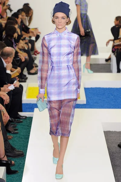 Look 36